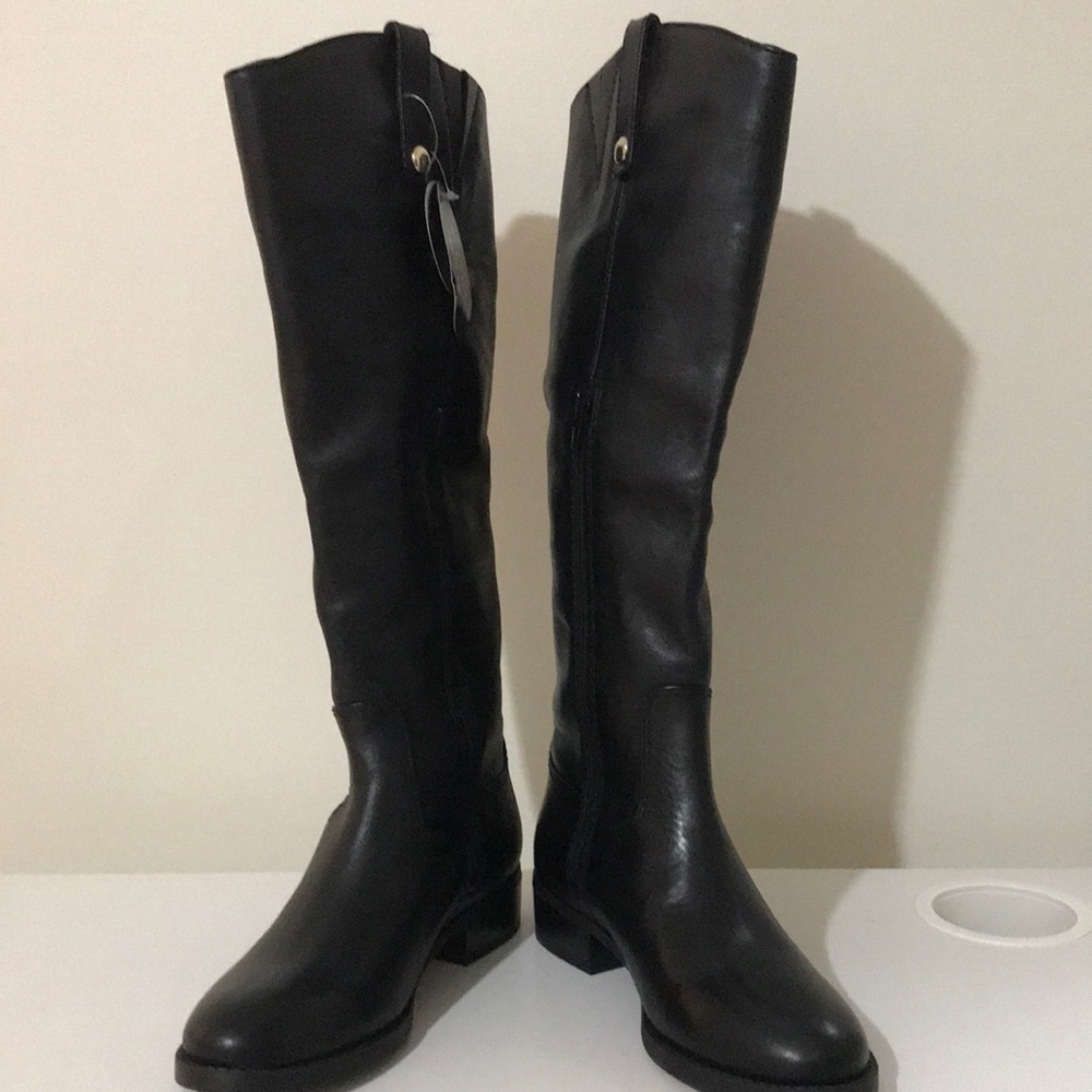 I.N.C. INTERNATIONAL CONCEPTS
Fawne Riding Leather Boots, Size 5M and 5.5M